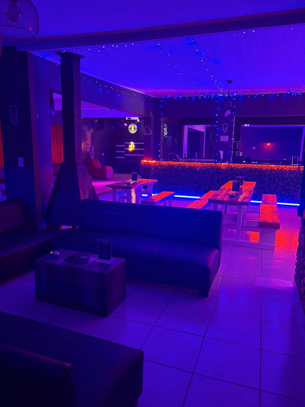 Club Amsterdam atmosphere