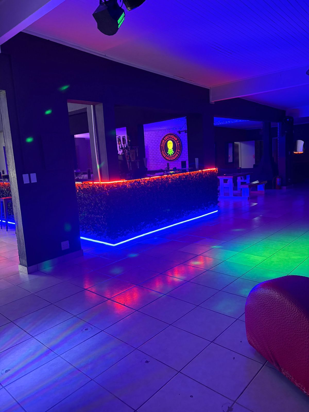 Club Amsterdam atmosphere